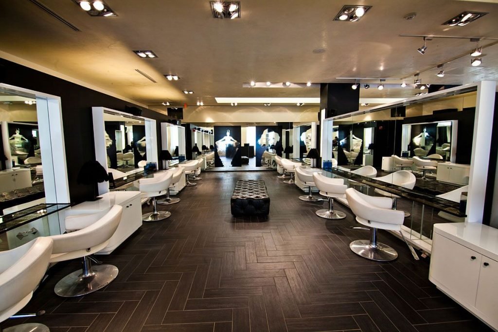 An Expert’s Guide How To Run A Successful Salon