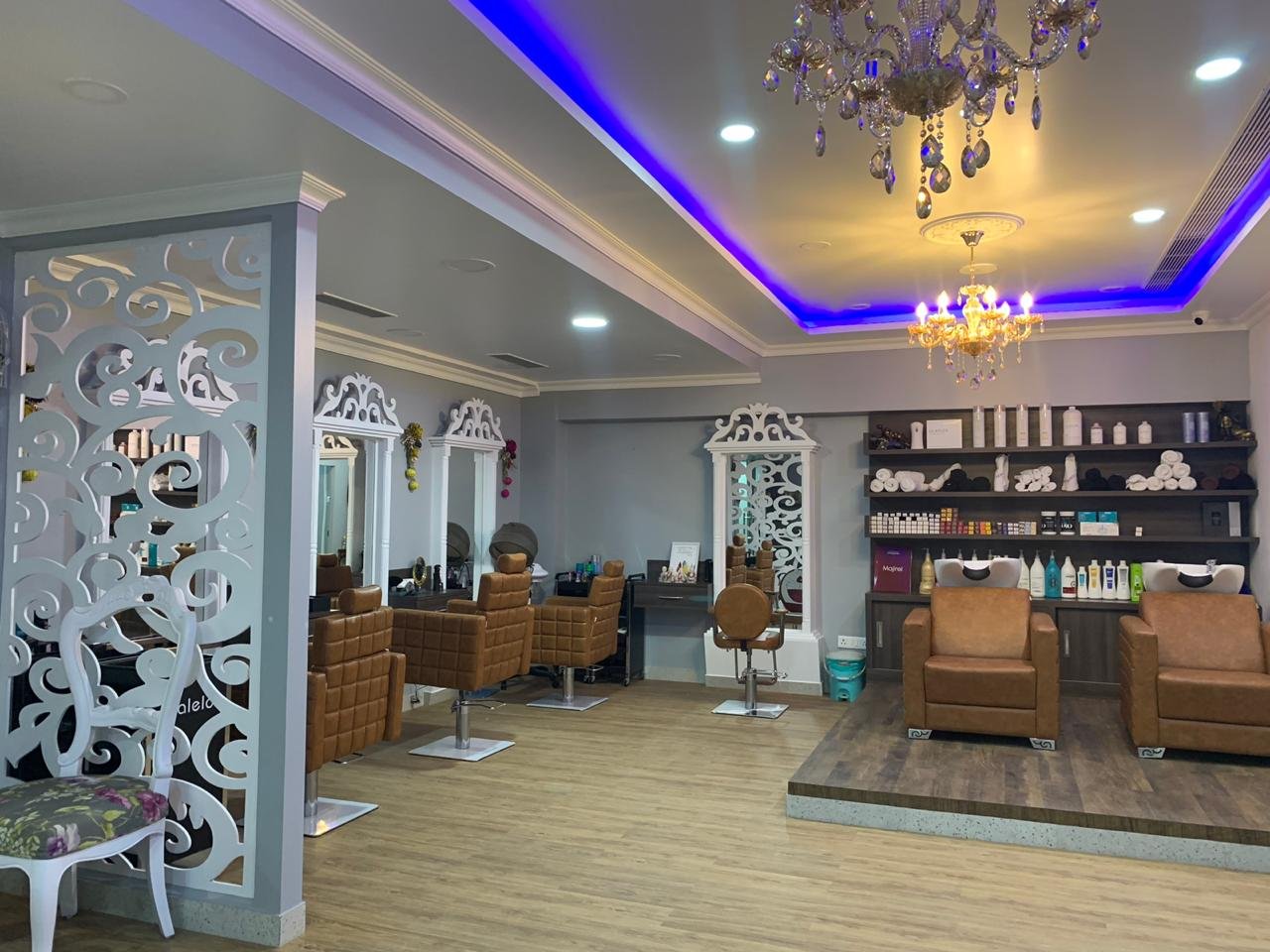 salon franchise in india ,Salon in Mayur Vihar Phase 1, New Delhi