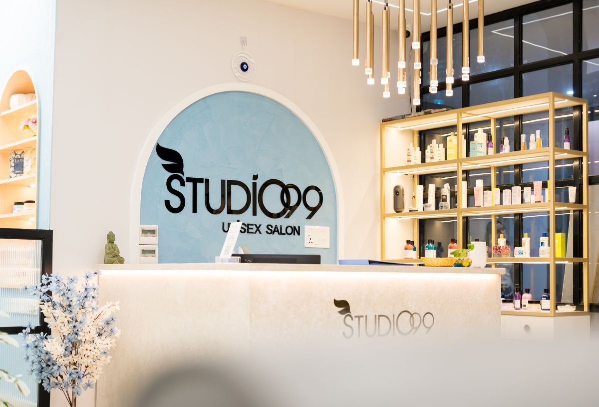 Salon in Gomti Nagar